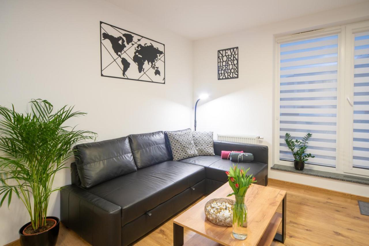Maya'S Flats & Resorts 49 - Spacious 3 Rooms Apartment In Szafarnia Гданьск Экстерьер фото